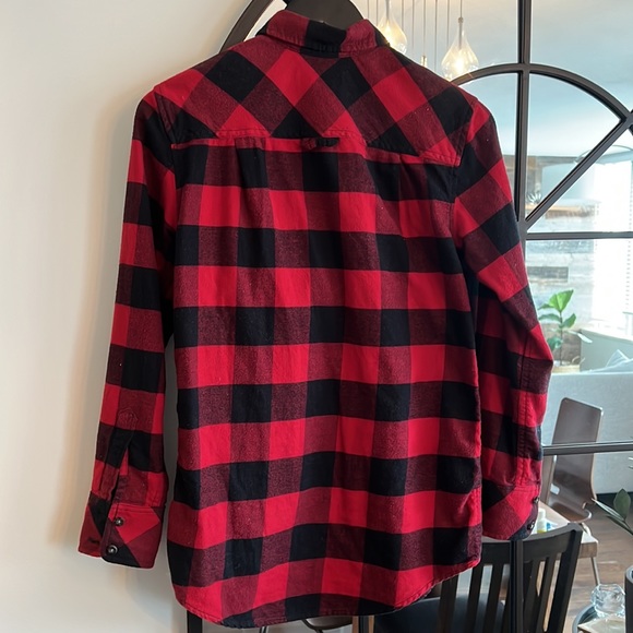 Red and black flannel shirt, xs Tna - Picture 4 of 6
